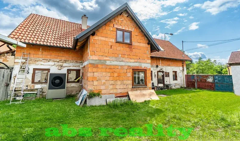 Prodej rodinného domu, Kostomlátky, 230 m2