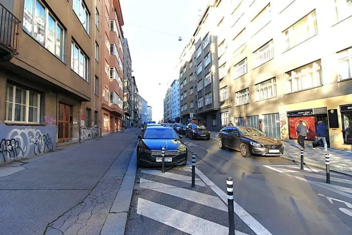 Pronájem bytu 2+kk, Praha - Holešovice, Veverkova, 50 m2