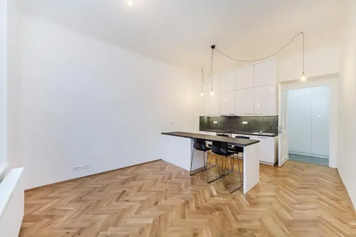 Pronájem bytu 2+kk, Praha - Vršovice, Na spojce, 55 m2