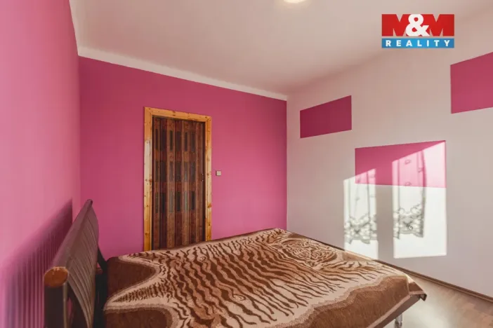 Prodej bytu 2+1, Kašperské Hory, Vimperská, 49 m2