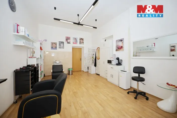 Pronájem obchodního prostoru, Havlíčkův Brod, Žižkova, 24 m2