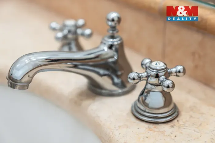 Pronájem bytu 1+kk, Praha - Josefov, Valentinská, 31 m2