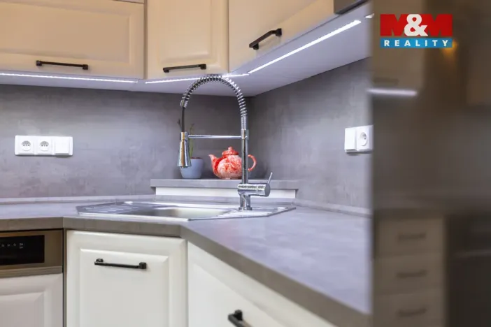 Prodej bytu 2+kk, Kosmonosy, Pionýrů, 62 m2