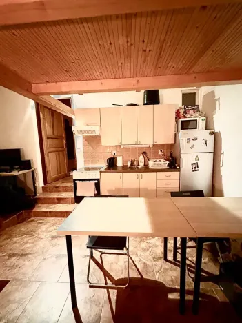 Pronájem bytu 1+kk, Praha - Košíře, Vrchlického, 25 m2