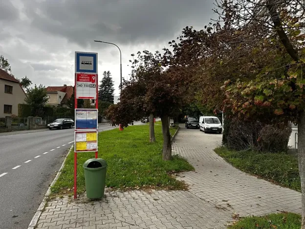 Pronájem obchodního prostoru, Roztoky, Lidická, 140 m2