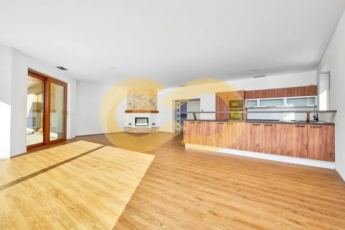 Pronájem rodinného domu, Kunice, 296 m2