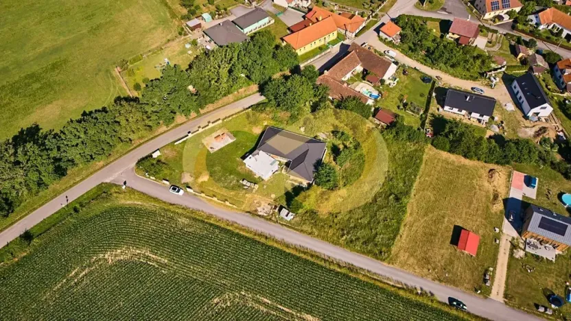 Prodej pozemku pro bydlení, Chvalovice, 3700 m2