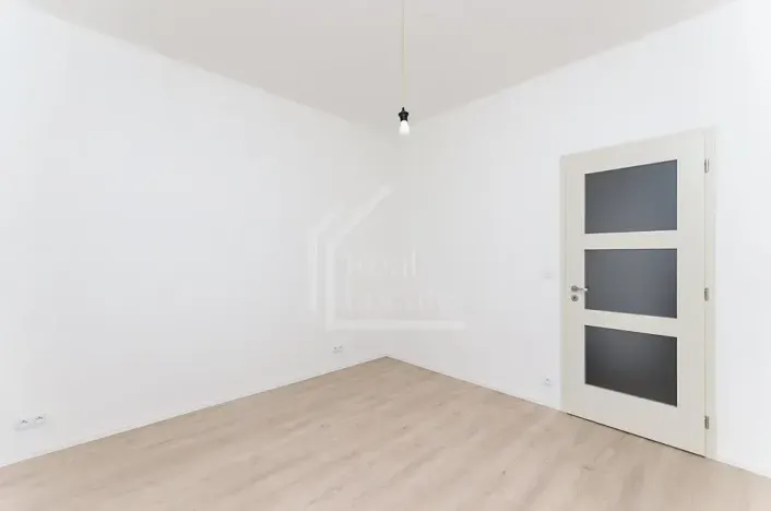 Pronájem bytu 2+1, Praha - Smíchov, Na pláni, 68 m2