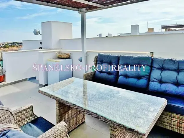 Prodej rodinného domu, Alicante, Španělsko, 110 m2