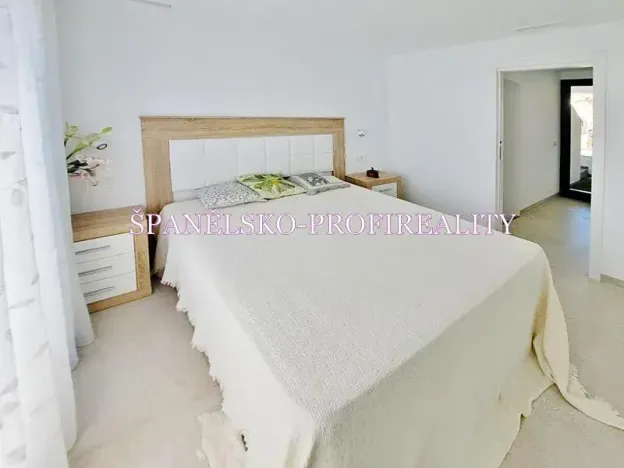 Prodej rodinného domu, Alicante, Španělsko, 110 m2