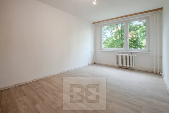 Prodej bytu 2+kk, Praha - Řepy, Bazovského, 44 m2