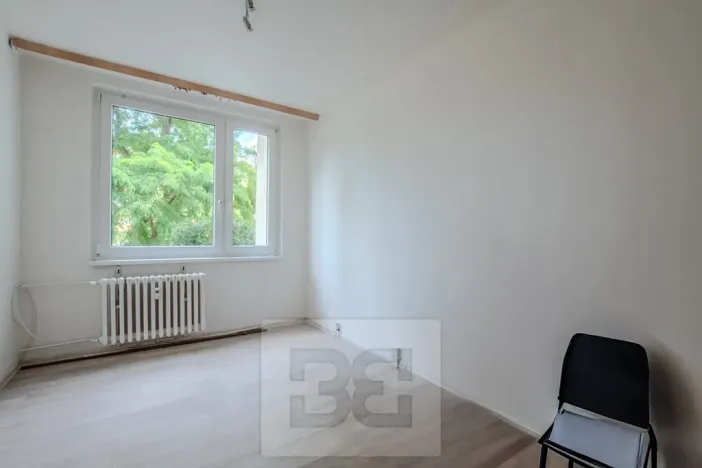 Prodej bytu 2+kk, Praha - Řepy, Bazovského, 44 m2