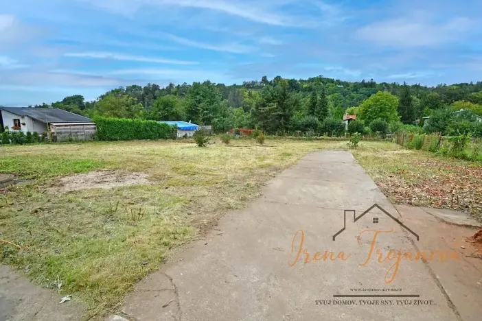 Prodej pozemku pro bydlení, Lštění, Míru, 1933 m2