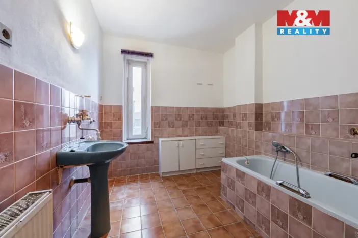 Prodej bytu 4+1, Aš, Jateční, 113 m2