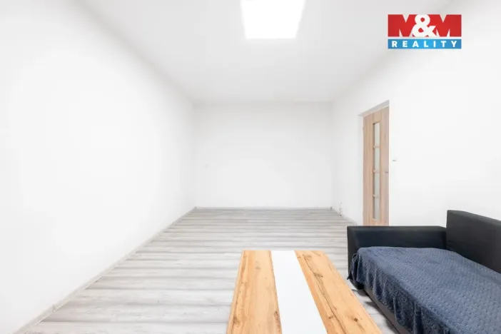 Prodej bytu 2+1, Otrokovice - Kvítkovice, Hlavní, 54 m2