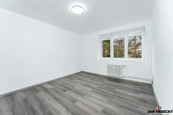 Pronájem bytu 3+1, Praha - Čakovice, U Párníků, 54 m2