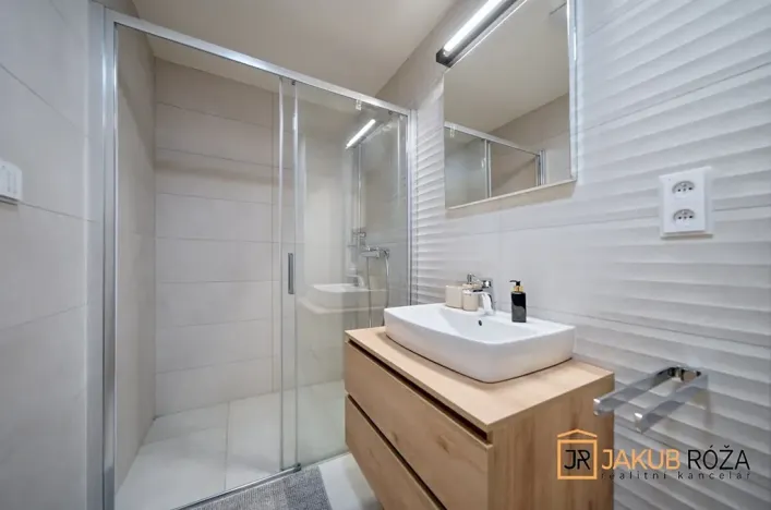 Prodej bytu 2+kk, Černý Důl, 43 m2