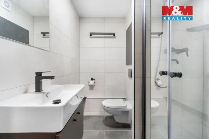 Pronájem bytu 2+kk, Liberec - Liberec VI-Rochlice, Dobiášova, 42 m2