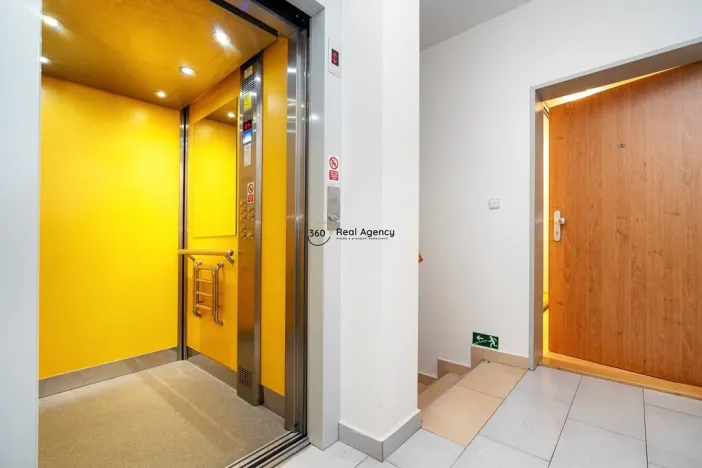 Prodej bytu 4+kk, České Budějovice - České Budějovice 3, Skuherského, 99 m2