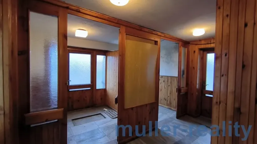 Prodej komerční, Žichovice, 753 m2