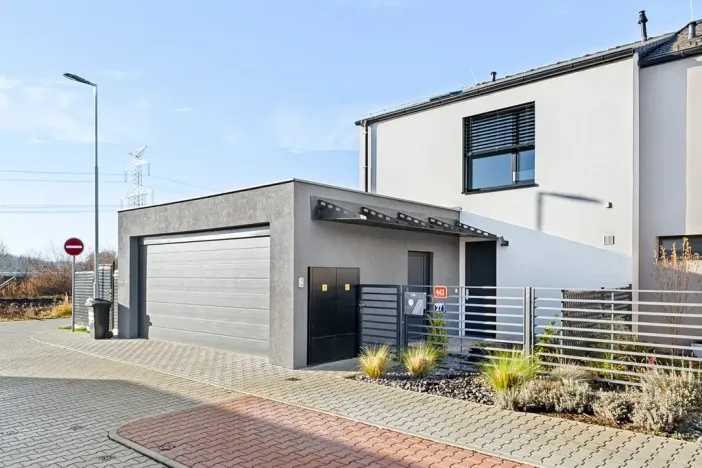 Pronájem rodinného domu, Zlonín, Lísková, 192 m2