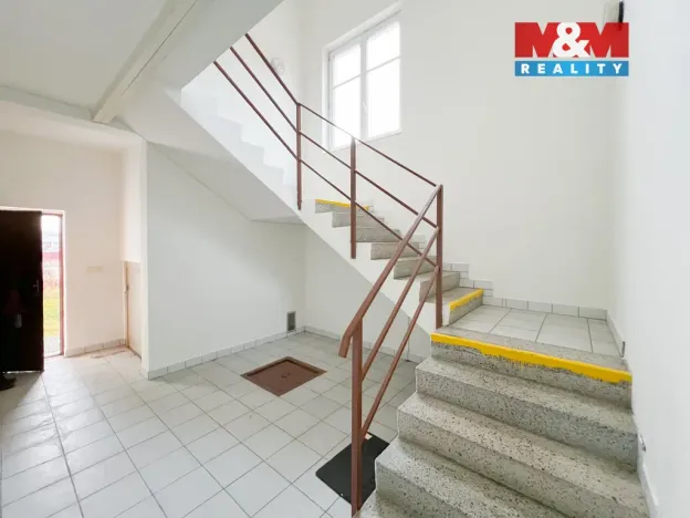 Prodej obchodního prostoru, Katovice, Kolářova, 400 m2