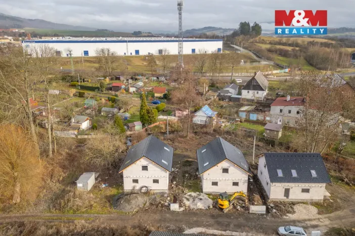 Prodej rodinného domu, Ostrov - Dolní Žďár, 160 m2