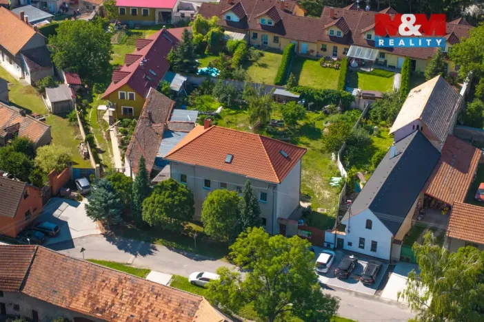 Prodej rodinného domu, Račiněves, 204 m2