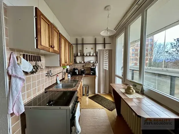 Prodej bytu 3+1, Broumov, Sídliště Křinické, 65 m2