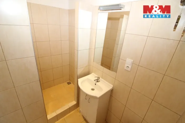 Pronájem bytu 1+kk, Česká Lípa, Pod Holým vrchem, 38 m2