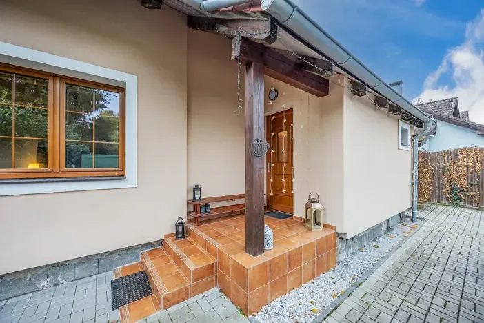 Prodej rodinného domu, Sulice, Rovná, 185 m2