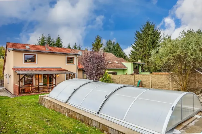 Prodej rodinného domu, Sulice, Rovná, 185 m2