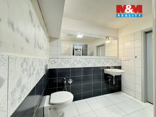 Pronájem bytu 1+kk, Chlumec nad Cidlinou, Rooseveltova, 35 m2