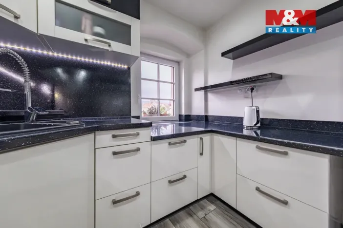 Prodej rodinného domu, Okounov, 197 m2