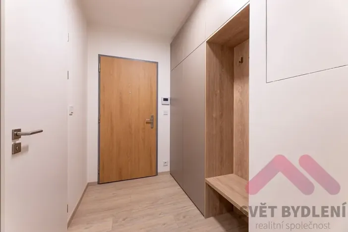 Pronájem bytu 2+kk, Praha - Řepy, Laudova, 60 m2