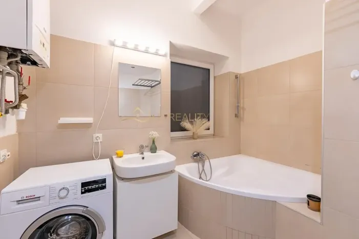 Prodej bytu 3+kk, Olomouc, Husitská, 80 m2