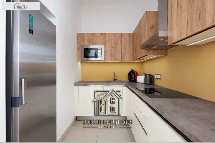 Prodej bytu 2+kk, Praha - Staré Město, Hradební, 51 m2