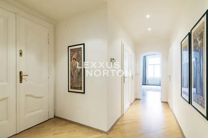 Pronájem bytu 3+1, Praha - Nové Město, Odborů, 104 m2