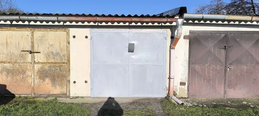 Pronájem garáže, Cheb, 17 m2