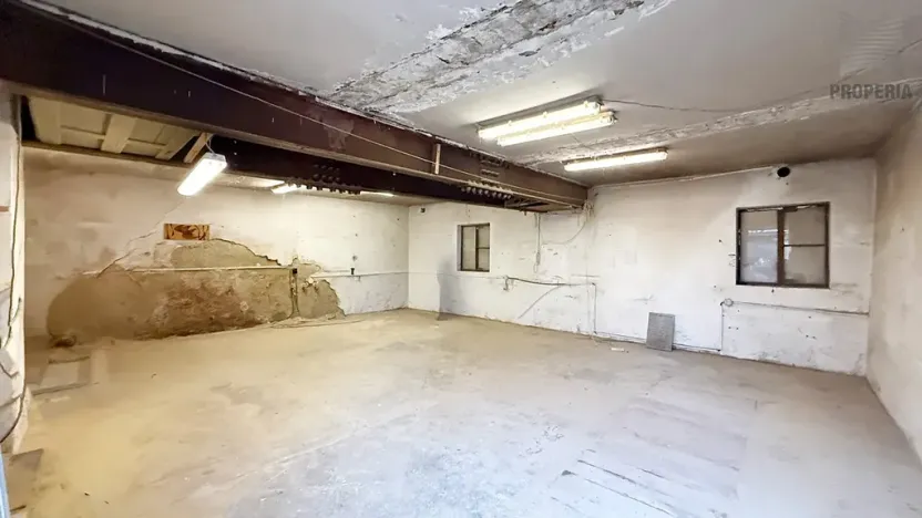 Prodej garáže, Brno, 77 m2