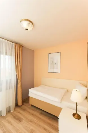 Pronájem bytu 3+kk, Praha - Vinohrady, Máchova, 63 m2