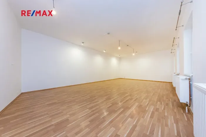 Prodej kanceláře, Praha - Vršovice, 28. pluku, 146 m2