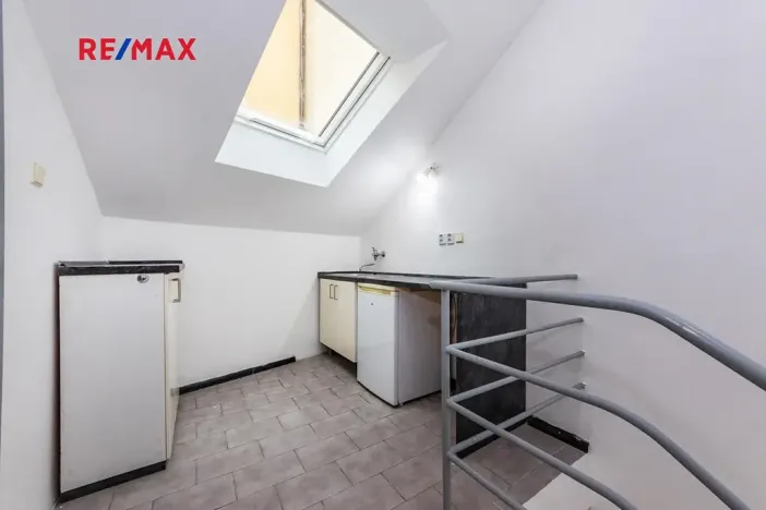 Prodej kanceláře, Praha - Vršovice, 28. pluku, 146 m2