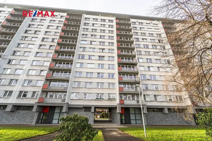 Pronájem bytu 3+1, Praha - Kobylisy, Frýdlantská, 67 m2