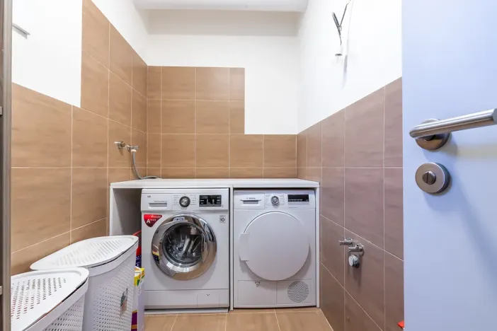 Prodej rodinného domu, Divišov, Na Malé Straně, 92 m2