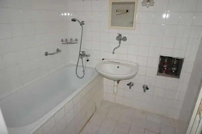 Prodej bytu 2+1, Ostrov, Klínovecká, 67 m2