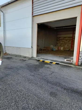 Pronájem skladu, Baška, 555 m2