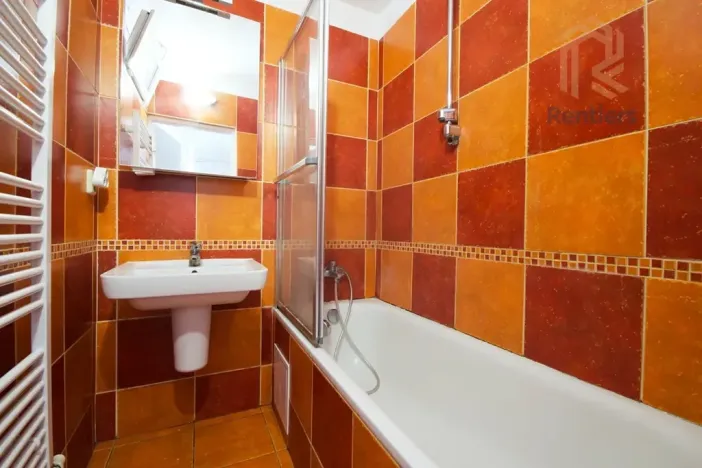 Prodej bytu 2+1, Hradec Králové, Bidlova, 65 m2