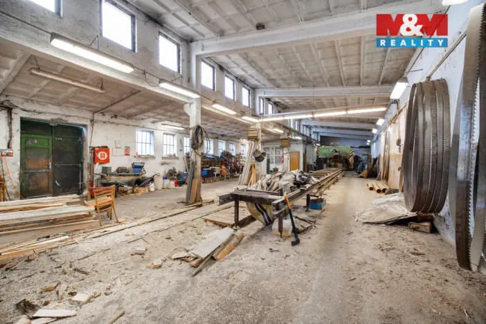 Prodej výrobních prostor, Bratrušov, 1152 m2