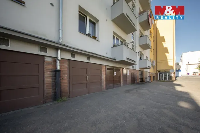 Prodej garáže, Zlín, třída Tomáše Bati, 13 m2